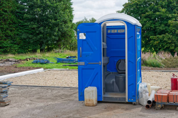 Types of Portable Toilets We Offer in Sharpes, FL